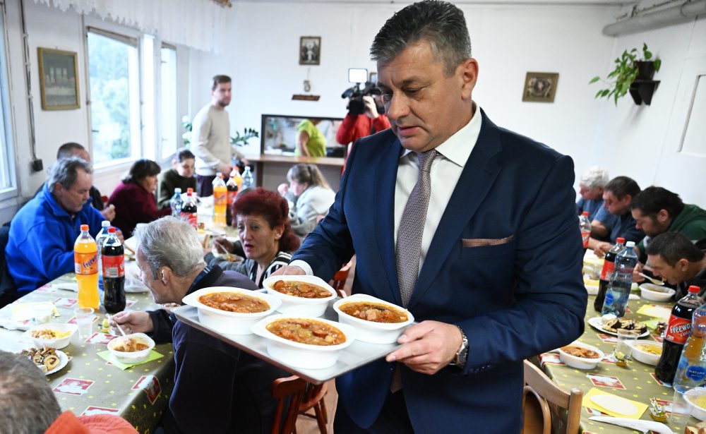 Vianočné stretnutie ľudí bez vlastného domova v Košiciach