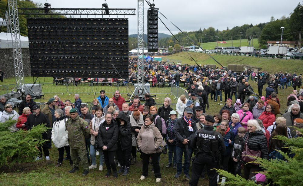 Na Dukle oslávili 80. výročie Karpatsko-duklianskej operácie