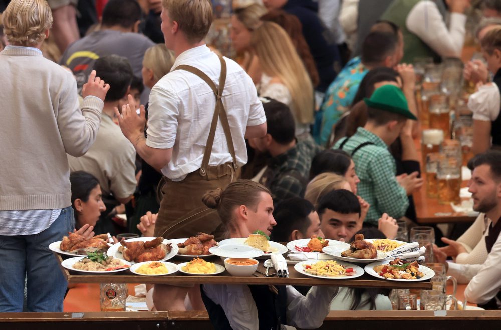 Posledný deň 189. ročníka pivného festivalu Oktoberfest