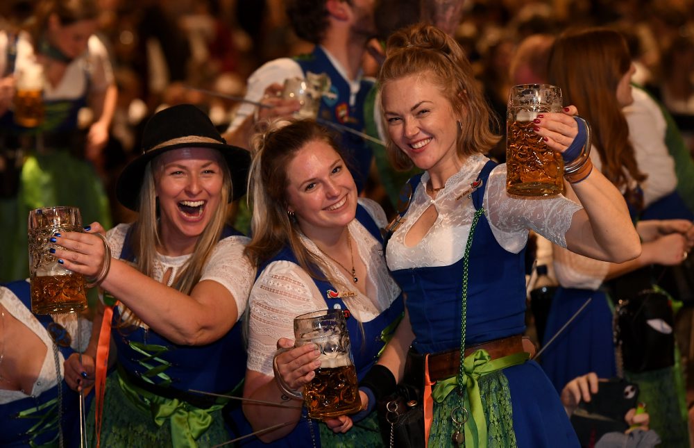 Posledný deň 189. ročníka pivného festivalu Oktoberfest