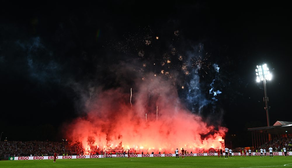 Bayern musí zaplatiť pokutu 150.000 eur za použitie pyrotechniky