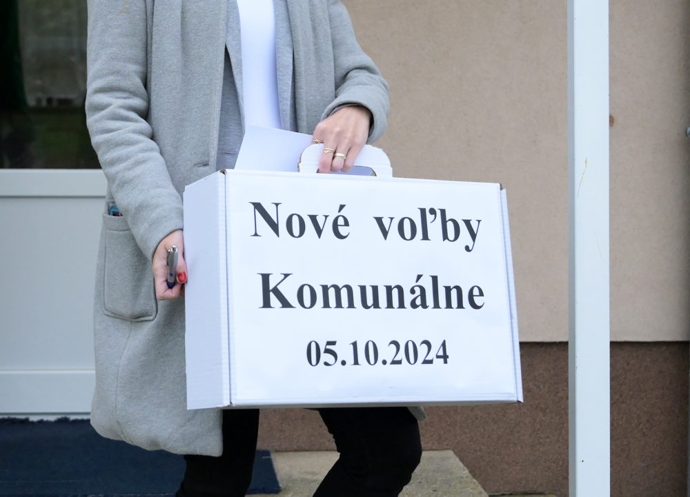 V sobotu sa v 38 samosprávach konajú doplňujúce komunálne voľby