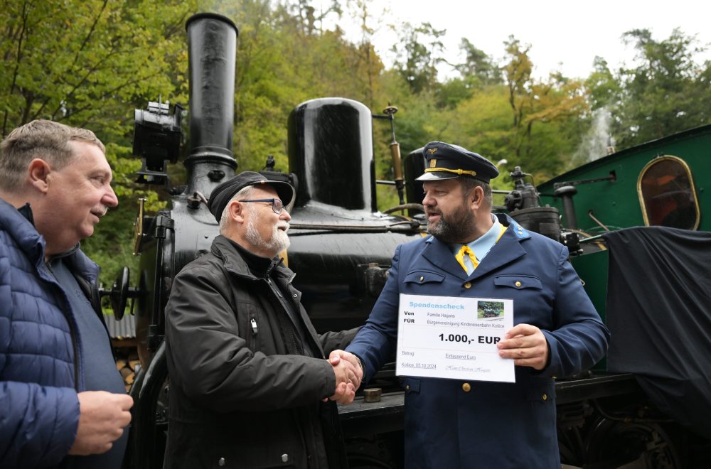 Jazda historickou parnou lokomotívou U36 003 Katka za účasti Hansa Christiana Hagansa zo stanice Čermeľ v Košiciach